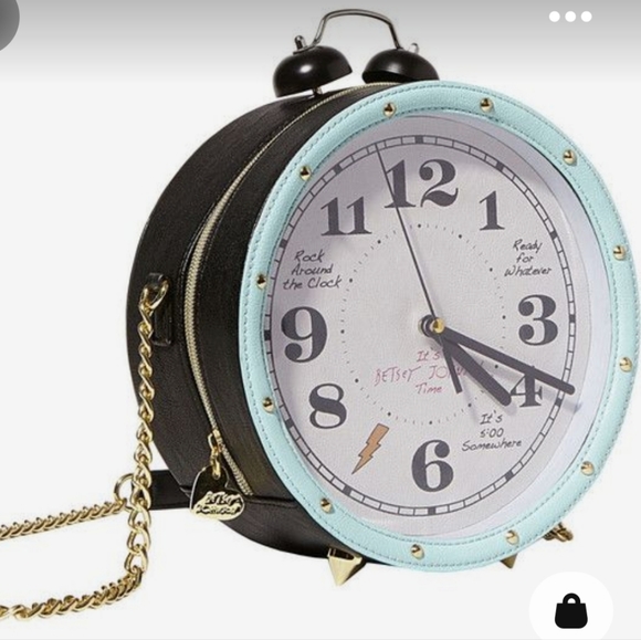 Betsey Johnson Clock Crossbody NWT - Picture 1 of 6